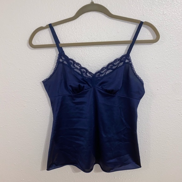 Vanity Fair Other - Vintage Blue Vanity Fair Lace Classic Lingerie Top Size 32